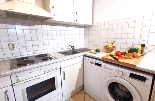 Diedrichshagen House | 50m² Holiday Cottage for up to 4 people near the beach, with its own garden, ter