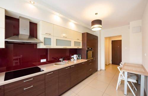 Targowek Apartment | 51 m² Apartment ∙ 1 bedroom ∙ 4 guests