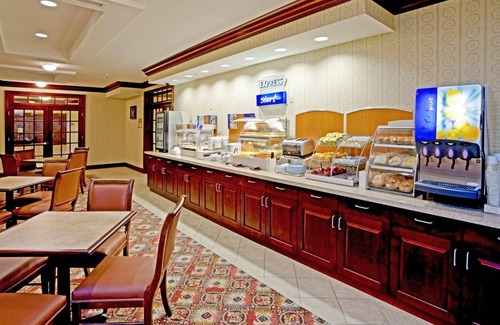 Latham Hotel | 51 m² Hotel ∙ 2 bedrooms ∙ 127 guests