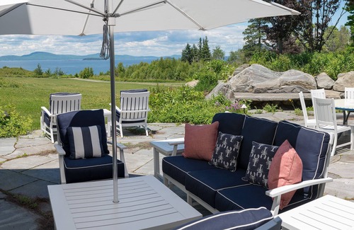 North Haven House | 52 Acre Oceanfront Retreat W/nature Trails And Beaches