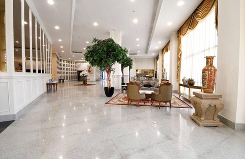 Singkawang Hotel | 52 m² Hotel ∙ 127 guests