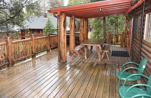 North Wawona Cabin | (52) Tuolumne Meadow (1 Bedroom Only) at The Redwoods In Yosemite