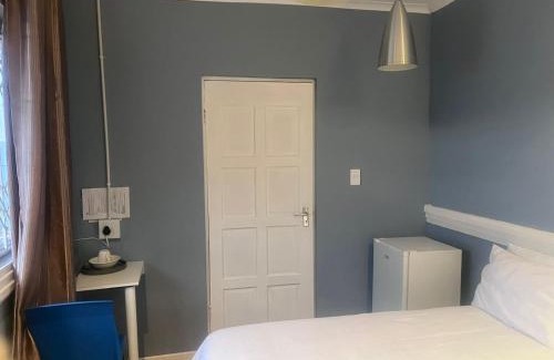 Berea Bed & Breakfast | 52 Weston Holiday Home