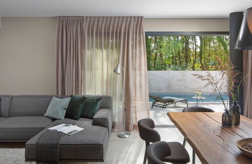 Krizine Villa | 520 m² Villa ∙ 8 bedrooms ∙ 20 guests