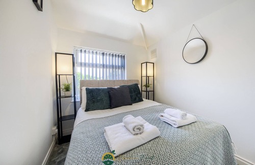 Coventry House | 52NRC Unli Wi-fi |3 Bedroom House |Mins to Ricoh Arena
