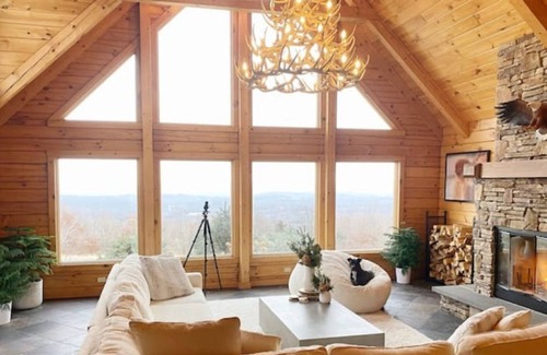 Port Jervis House | 53 ACRE Paradise in the Sky w/ Endless Views!