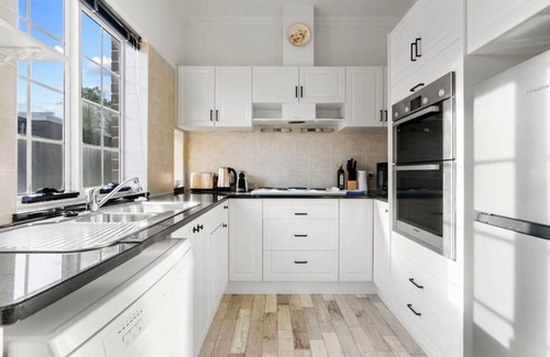 Kirribilli Apartment | 53 m² Apartment ∙ 1 bedroom ∙ 2 guests