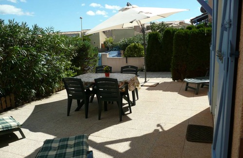 Saint-Pierre-la-Mer House | 53 m² House ∙ 2 bedrooms ∙ 5 guests