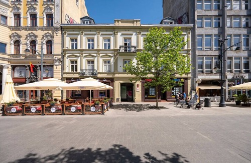 Srodmiescie Apartment | 53m2 Prestige Suite - Top Location, Parking, AC