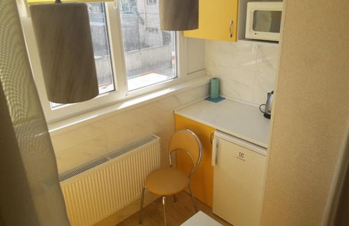 Dzerzhyns'kyi District Apartment | 54 Цілиноградська вулиця