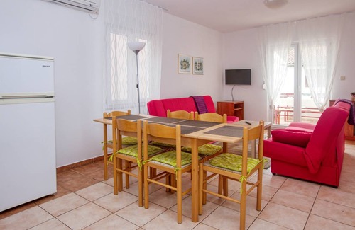 Pirovac Apartment | 54 m² Apartment ∙ 2 bedrooms ∙ 6 guests