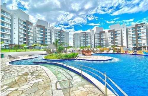 Caldas Novas Apartment | 54 m² apartment, 2 bedrooms (1 suite), balcony, kitchenette and living room