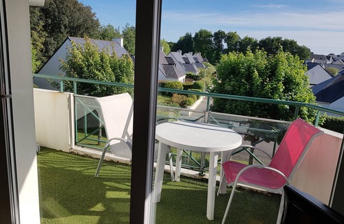 Vannes Apartment | 54m2 flat with south-facing terrace