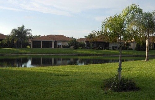 Lake Wales House | 55+ community, Sleeps 6-8, Minimum monthly rental, Pets Considered