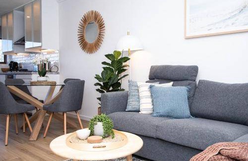 Henley Beach South Apartment | 55 m² Apartment ∙ 2 bedrooms ∙ 4 guests