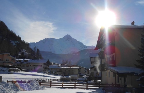 Soelden Apartment | 55 m² Apartment ∙ 2 bedrooms ∙ 3 guests