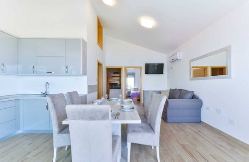 Pag Apartment | 55 m² Apartment ∙ 2 bedrooms ∙ 5 guests