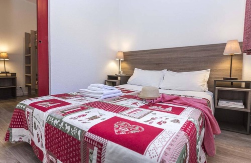 Saint-Sorlin-d'Arves Apartment | 55 m² Apartment ∙ 2 bedrooms ∙ 8 guests