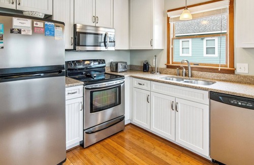 Colington Harbour House | 5525 Westwind * Waterfront