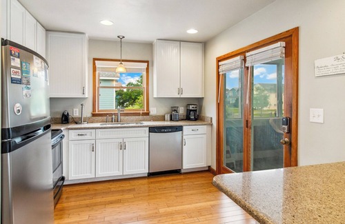 Colington Harbour House | 5525 Westwind * Waterfront