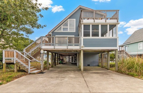 Colington Harbour House | 5525 Westwind * Waterfront