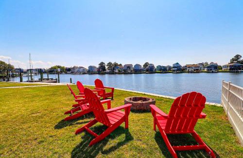Colington Harbour House | 5527 - Blue Skies and Tailwinds