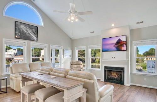 Colington Harbour House | 5536 - Compass Cay