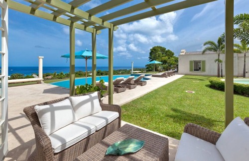 Weston Villa | 557 m² Villa ∙ 4 bedrooms ∙ 8 guests
