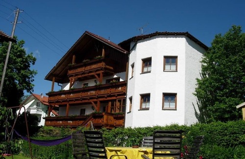 Haidmuhle Apartment | 55qm große Ferienwohnung auf zwei Ebenen mit Sonnengarten für 2 bis 4 Personen