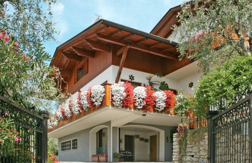 Magugnago Apartment | 56 m² Apartment ∙ 1 bedroom ∙ 3 guests