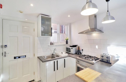 Five Oak Green Apartment | 56 m² Apartment ∙ 1 bedroom ∙ 4 guests