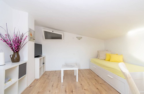 Razanac Apartment | 56 m² Apartment ∙ 2 bedrooms ∙ 4 guests