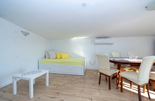 Razanac Apartment | 56 m² Apartment ∙ 2 bedrooms ∙ 4 guests
