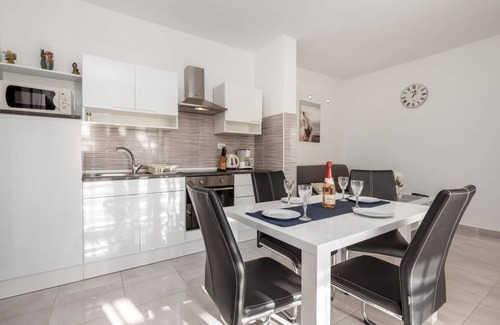Kampor Apartment | 56 m² Apartment ∙ 2 bedrooms ∙ 5 guests