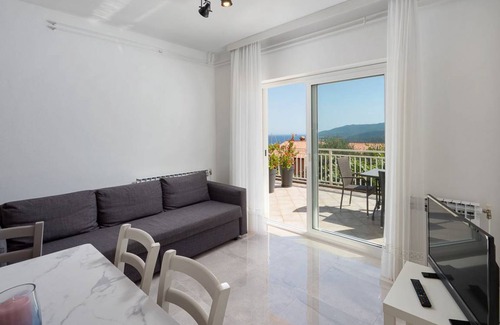 Rabac Apartment | 56 m² Apartment ∙ 2 bedrooms ∙ 5 guests
