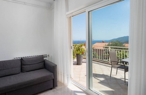 Rabac Apartment | 56 m² Apartment ∙ 2 bedrooms ∙ 5 guests