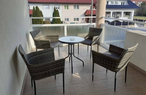 Heviz Apartment | 56 m² Apartment ∙ 2 bedrooms ∙ 4 guests