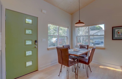 Larkspur House | 56 m² House ∙ 1 bedroom ∙ 4 guests