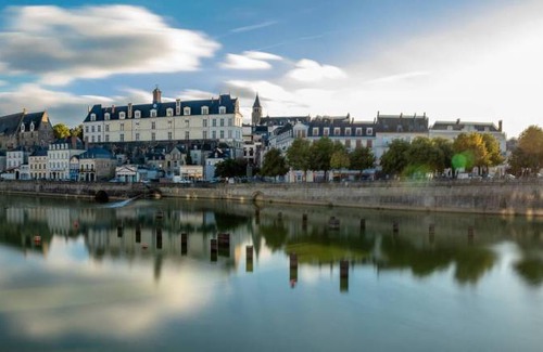 Laval Apartment | 57 m² Apartment ∙ 2 bedrooms ∙ 4 guests