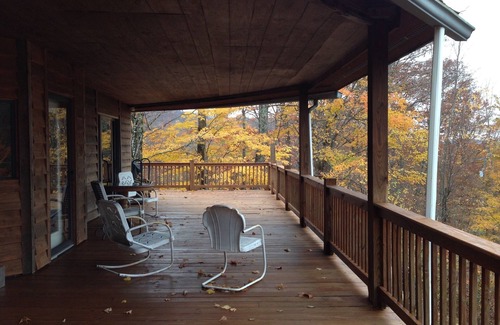 Creston House | 58 Acre home in the middle of 23,00 acre State Park