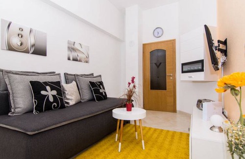 Okrug Gornji Apartment | 58 m² Apartment ∙ 2 bedrooms ∙ 5 guests
