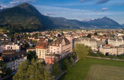 Central Interlaken Apartment | 58 m² Apartment ∙ 1 bedroom ∙ 2 guests