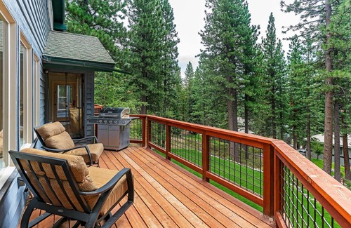 Incline Village House | 585 Knotty Pine - Gorgoeous Moutain Home
