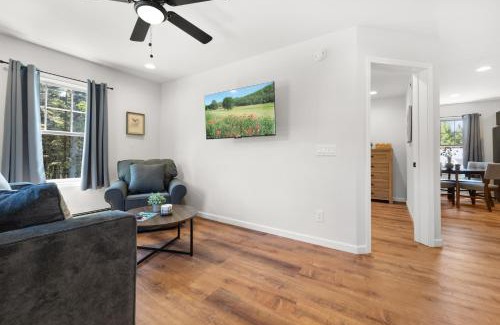 Bernard House | 5a Huckleberry Lane