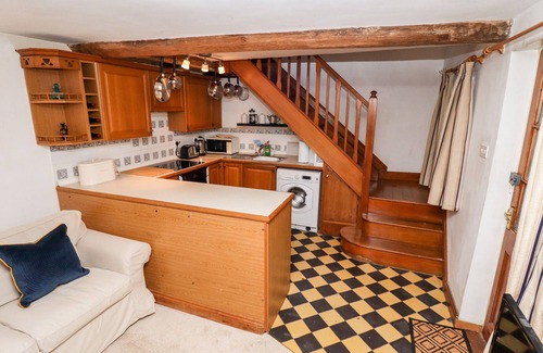 Medbourne Cottage | 5A WATERFALL WAY, character holiday cottage in Medbourne