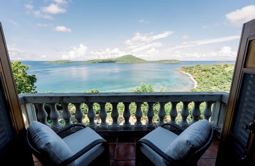 Playa Sardinas I House | 5BR/4.5BA Beachfront Retreat @Culebra, Puerto Rico w. heated pool
