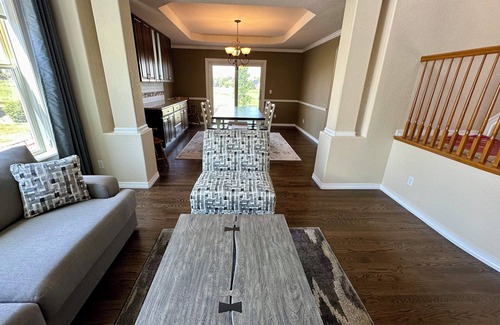 North Central Westminster House | 5BR/4.5BA Golf Course Home.Awesome Mountain Views.20 min to Denver or Boulder