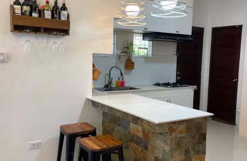 Roxas City House | 5BR House with Centralized AC, Backyard & Office