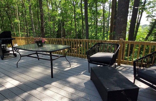 Ossipee House | 5br, private beach, waterfront for year round fun. Close to Ski and trials.
