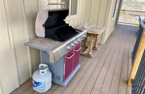 Durango House | 5BR Retreat with Breathtaking views, close to Downtown Durango